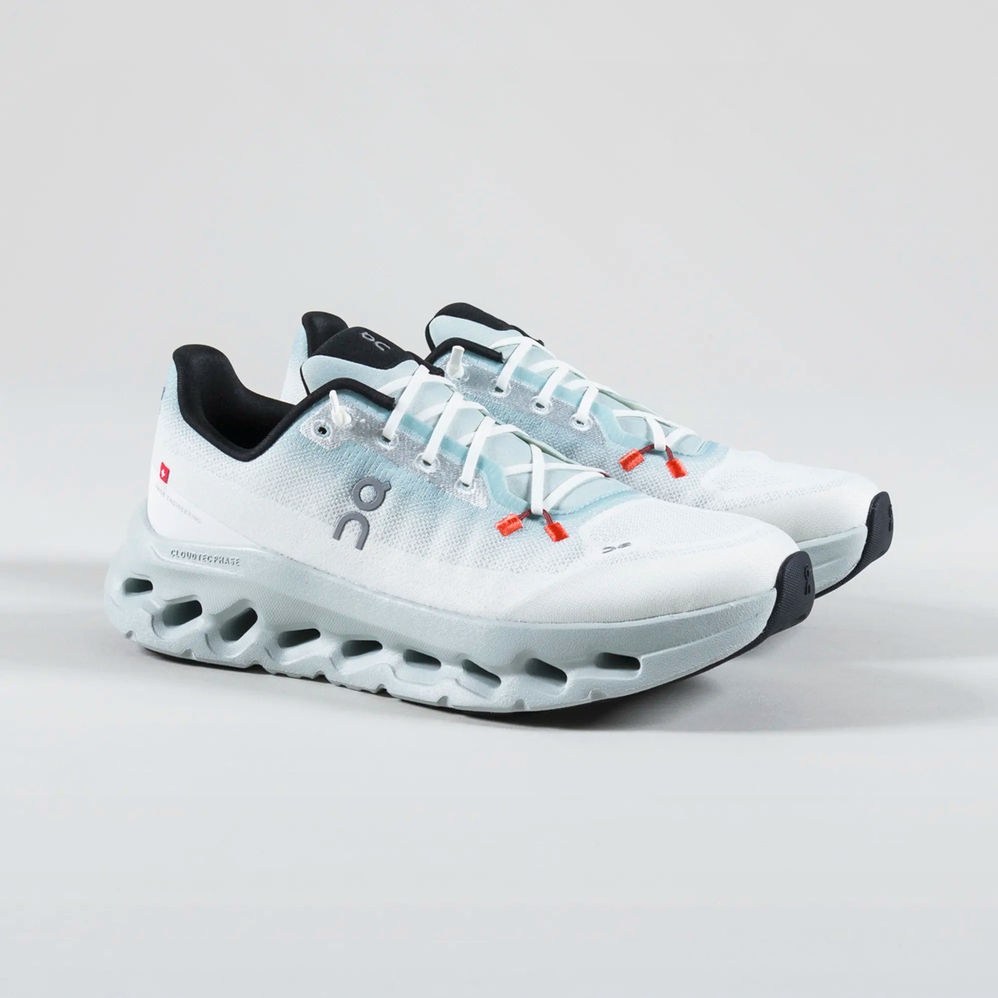 ON CLOUDTILT - COMPRA 1 LLÉVATE 2 PARES + ENVÍO GRATIS